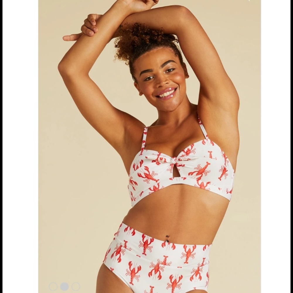 ModCloth NWOT Santa Barbara‎ Saturdays Lobster Bikini Top